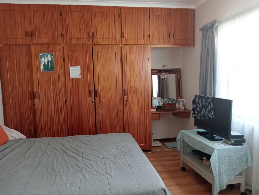 4 Bedroom Property for Sale in Riebeeckstad Free State